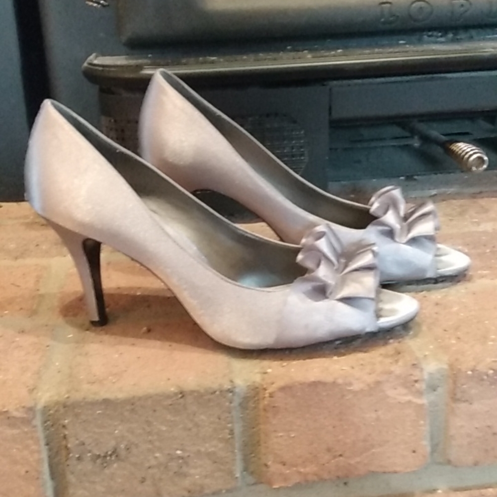 Silver Satin dress heels